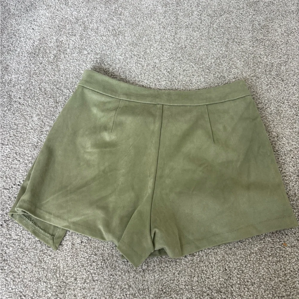 mini skort - Picture 3 of 3